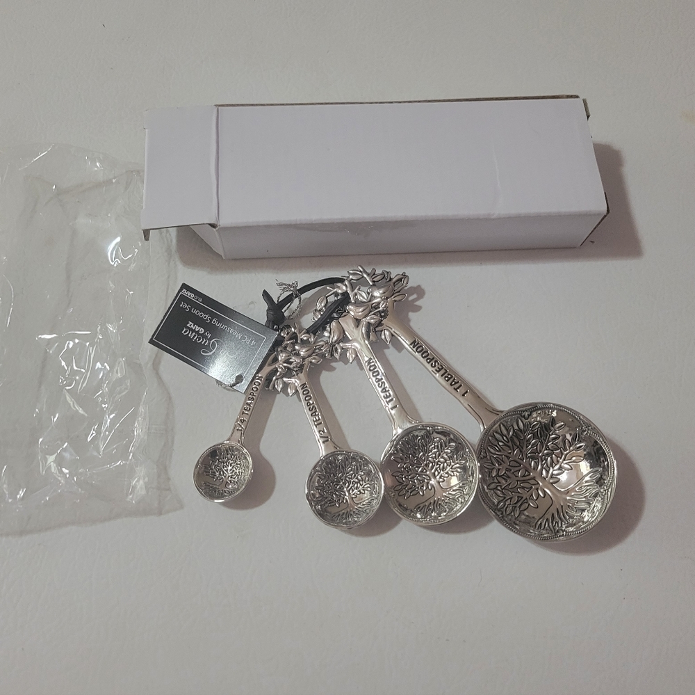 Ganz Decorative Measuring Spoons Set of 4